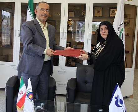 عقد تفاهمنامه همکاری میان پژوهشگاه تربیت بدنی و علوم ورزشی و فدراسیون تیراندازی با کمان